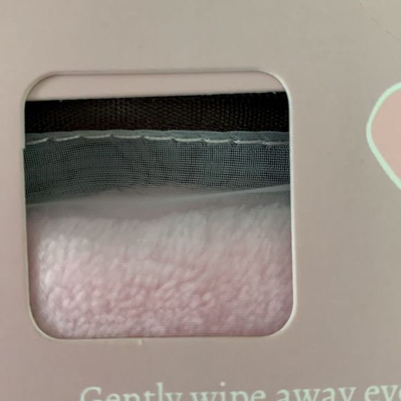NIB, Lily Eden Reusable Make-up Remover Towel Set - Picture 3 of 8